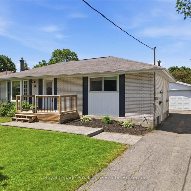 24 Harvest Crescent, Belleville