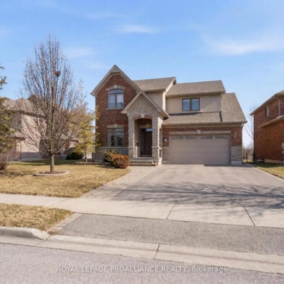 240 Avondale Road, Belleville