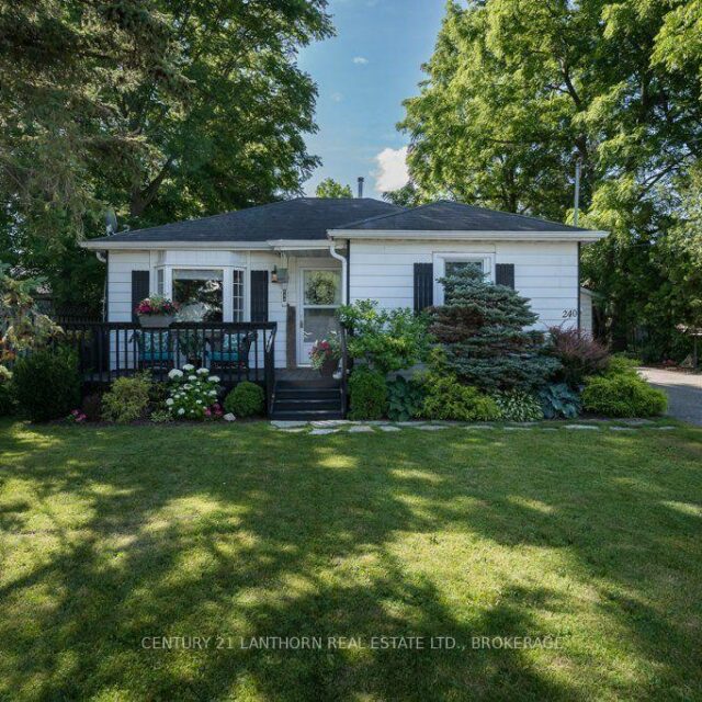 240 Thomas Street W, Greater Napanee