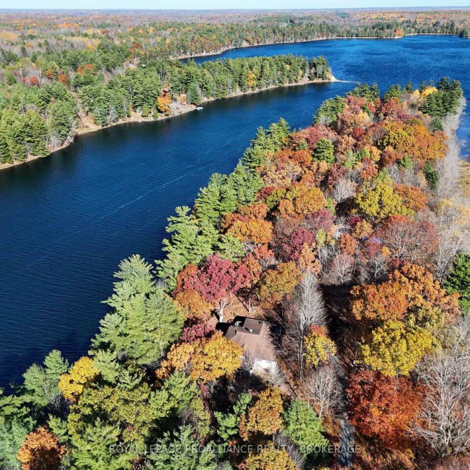 241 Potspoon Lane, South Frontenac