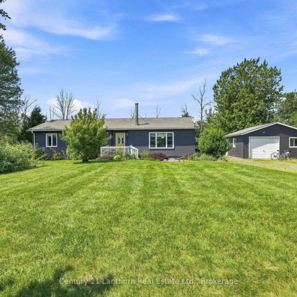 2494 Salem Road, Prince Edward County