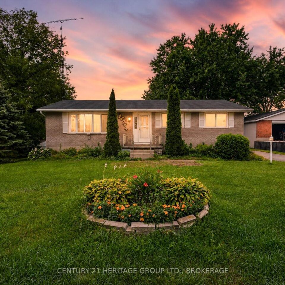2496 Leeman Road, Kingston