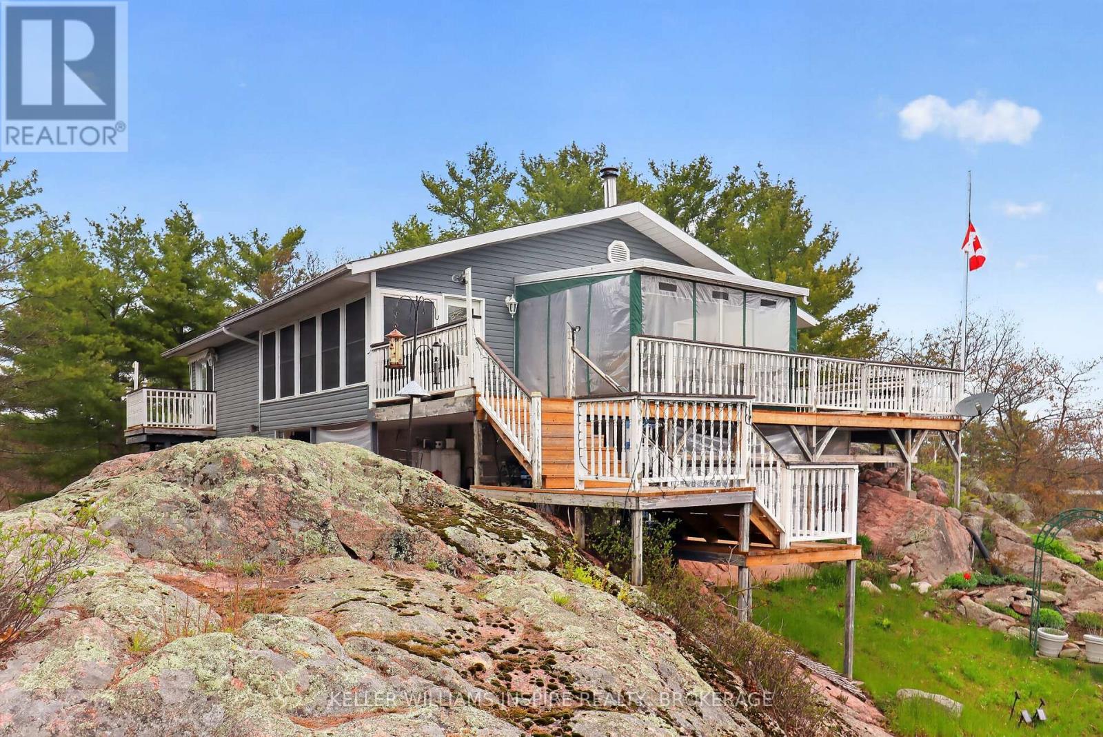 2526 Sheffield Long Lake, Stone Mills