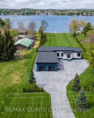 2528 County Road 3, Prince Edward County