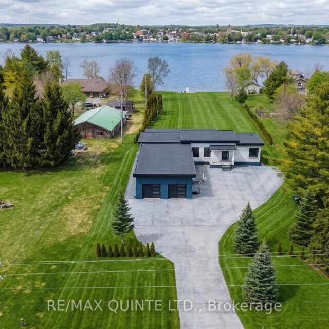 2528 County Road 3, Prince Edward County