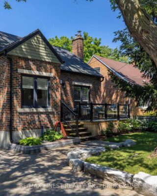 258 College Street, Kingston