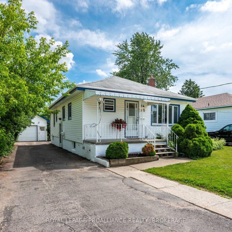 260 Elmwood Street, Kingston