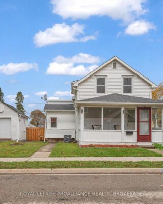 262 Brock Street, Gananoque