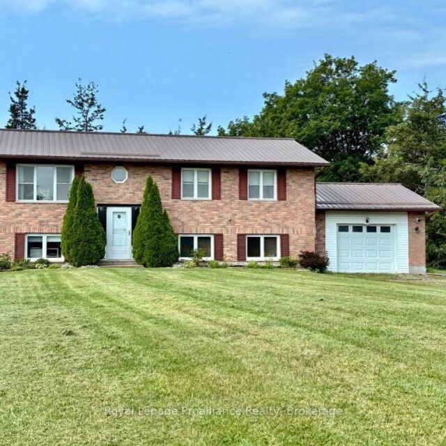 2631 62 Highway, Prince Edward County