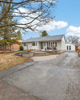 265 College Street W, Belleville