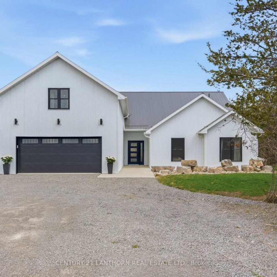2654 County Road 5, Prince Edward County