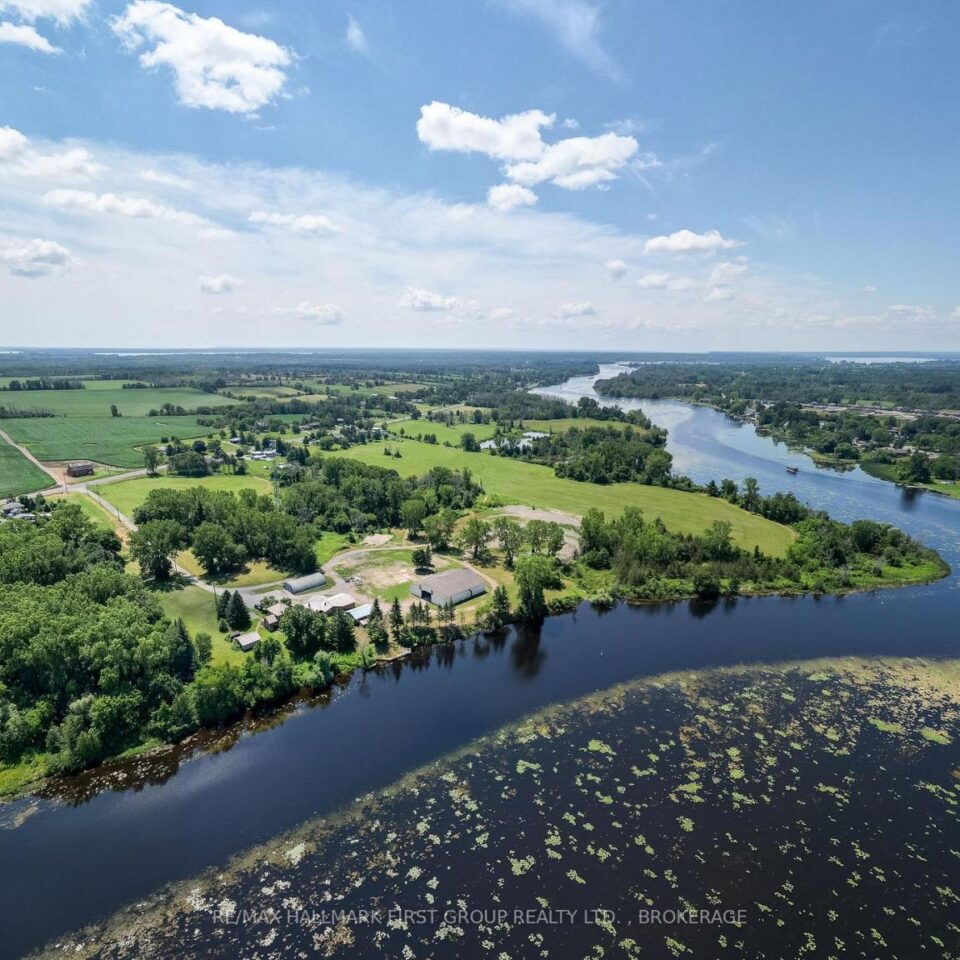 269 River Road, Greater Napanee