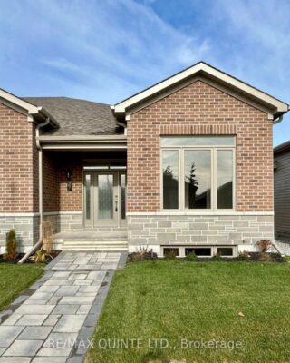 27 Athabaska Drive, Belleville