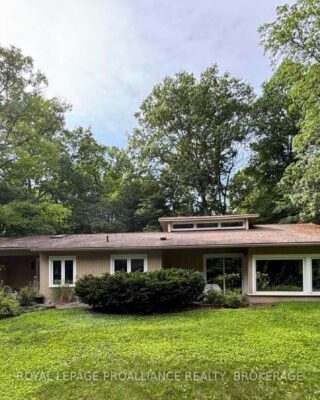 27 Riverside Drive, Kingston