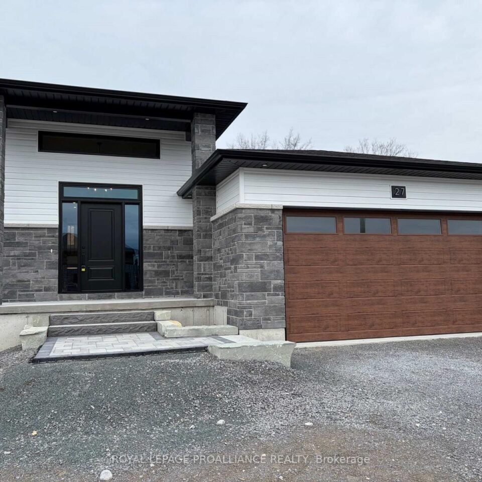27 Schmidt Way, Quinte West