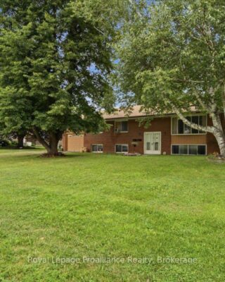 270 Colonial Road, Belleville