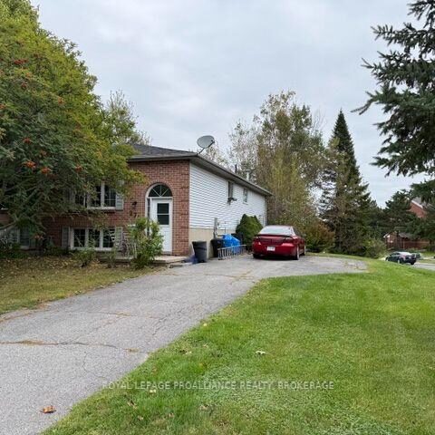 272 Owens Crescent, Kingston