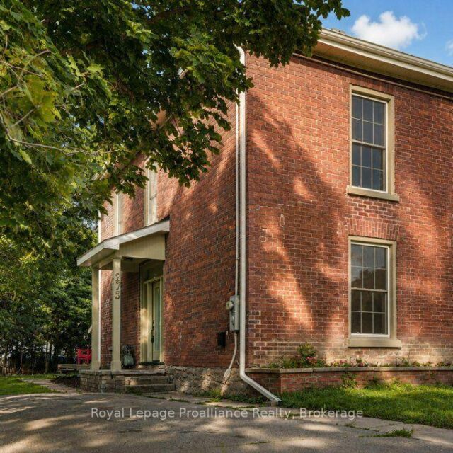 275 Charles Street, Belleville