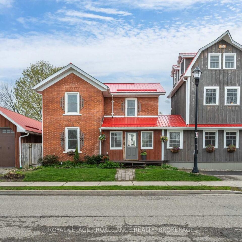 277 Brock Street, Gananoque