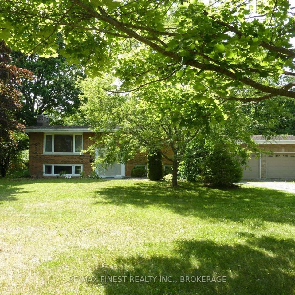 2887 Perth Road, Kingston (city North Of 401)
