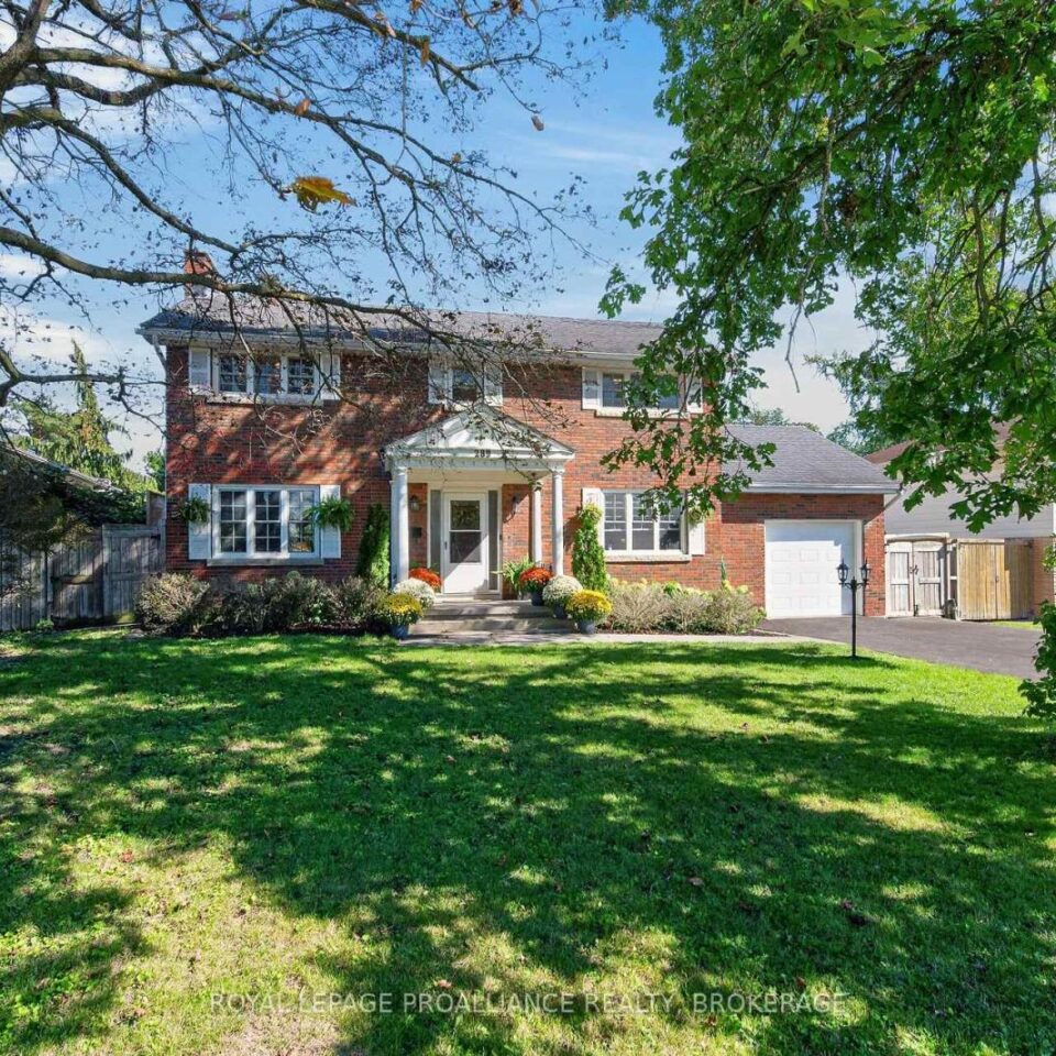 289 Avenue Road, Kingston