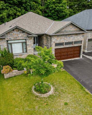 29 Autumn Grove, Quinte West