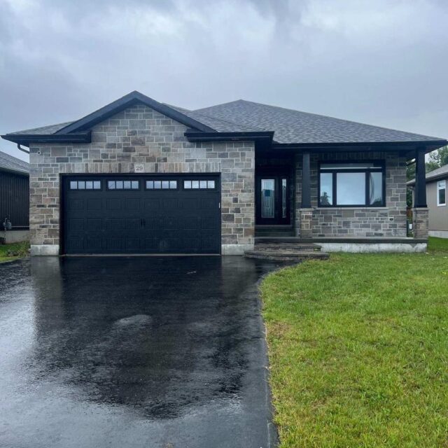 29 Gavin Crescent, Quinte West