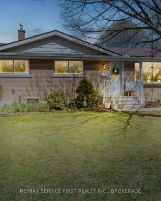 290 Glen Castle Road, Kingston