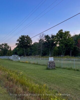 29200 Highway 7, Central Frontenac