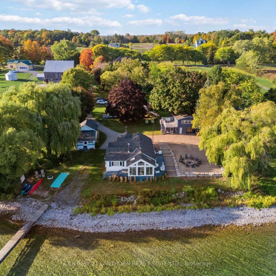 2924 County Road 8, Prince Edward County