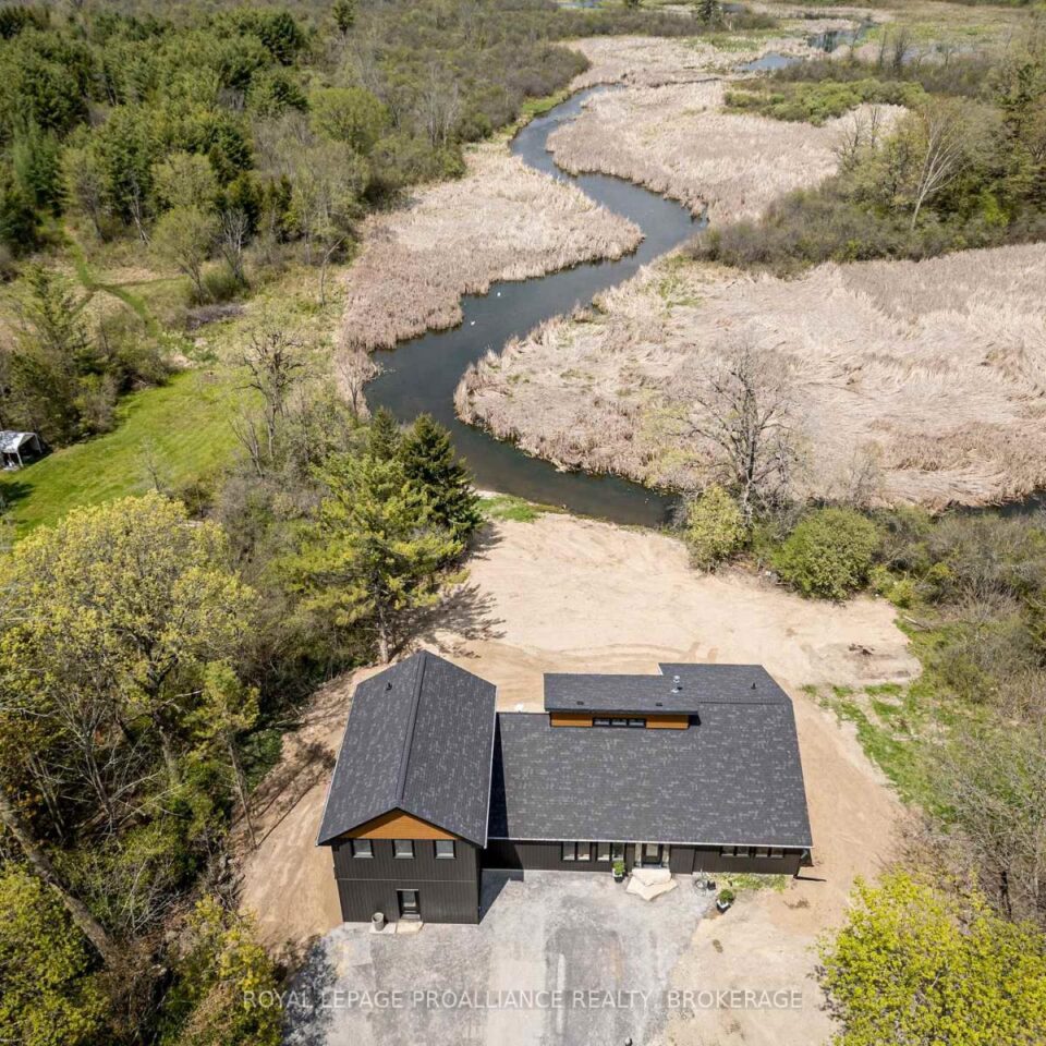 2924 Highway 2, Kingston