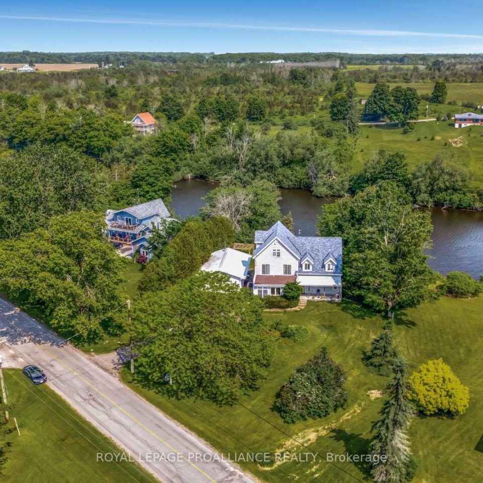 2925 County Road 10, Prince Edward County