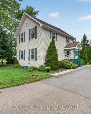 295 Victoria Avenue, Gananoque