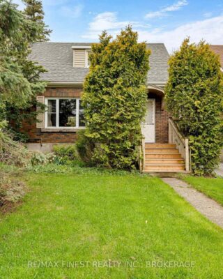 298 College Street, Kingston