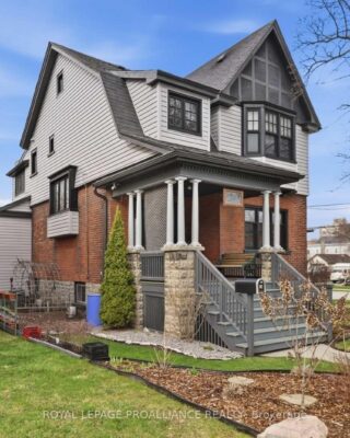 30 Catharine Street, Belleville