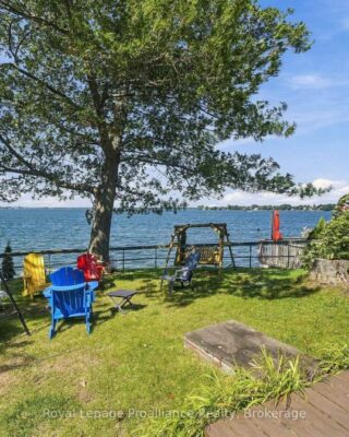 30 Mayne Lane, Prince Edward County