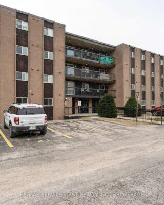 301 – 610 William Street S, Gananoque