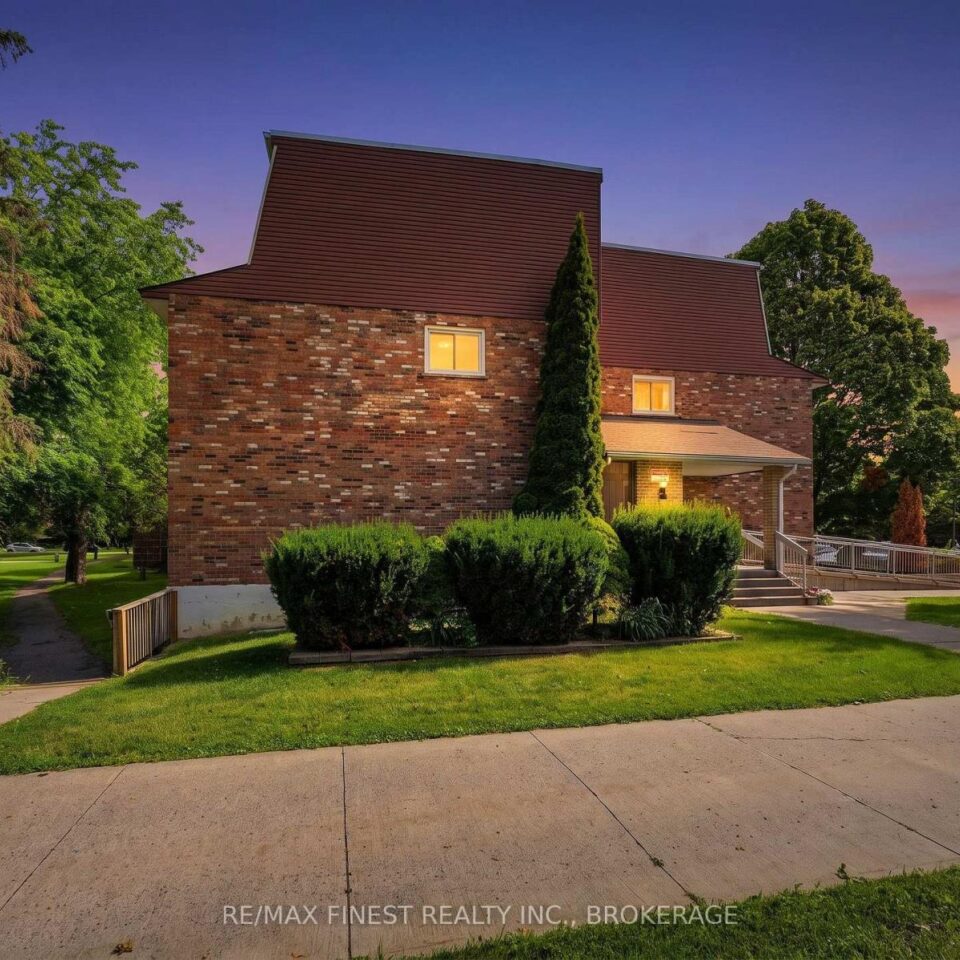 301 – 845 Milford Drive, Kingston