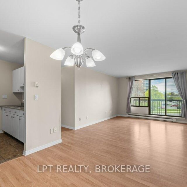 303 – 17 Eldon Hall Place, Kingston