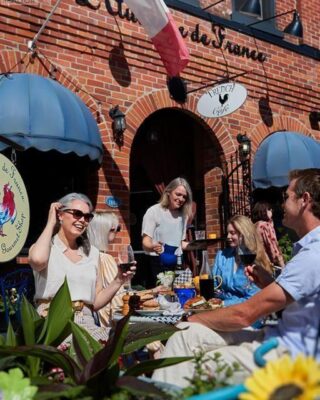 304 Front Street, Belleville