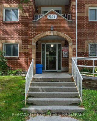 305 – 561 Armstrong Road, Kingston