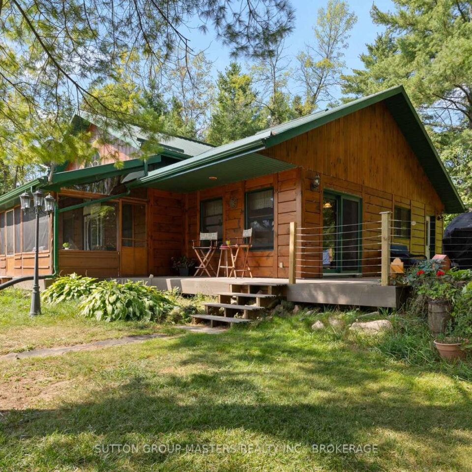 305 Church Road, Stone Mills