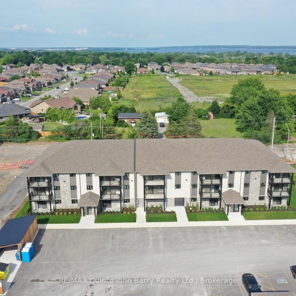 306-10 Hillside Meadow Drive, Quinte West
