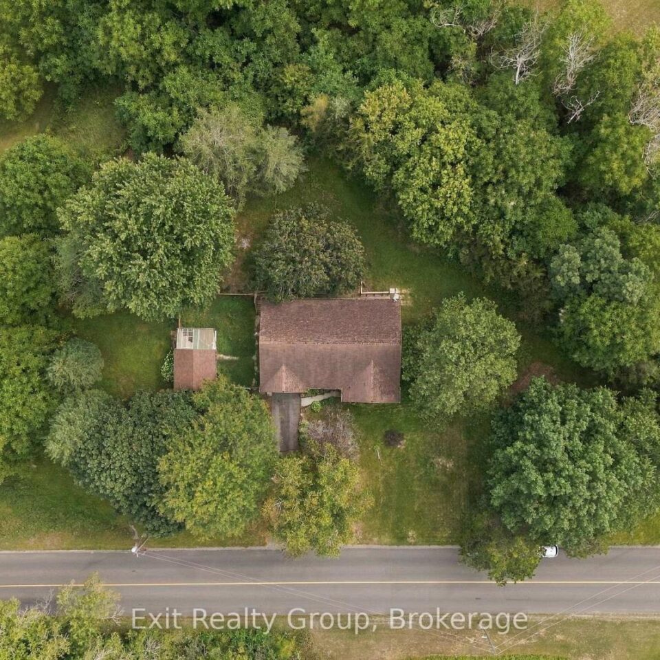 31 Ridge Road, Prince Edward County