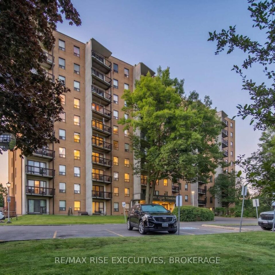 310 – 66 Greenview Drive, Kingston