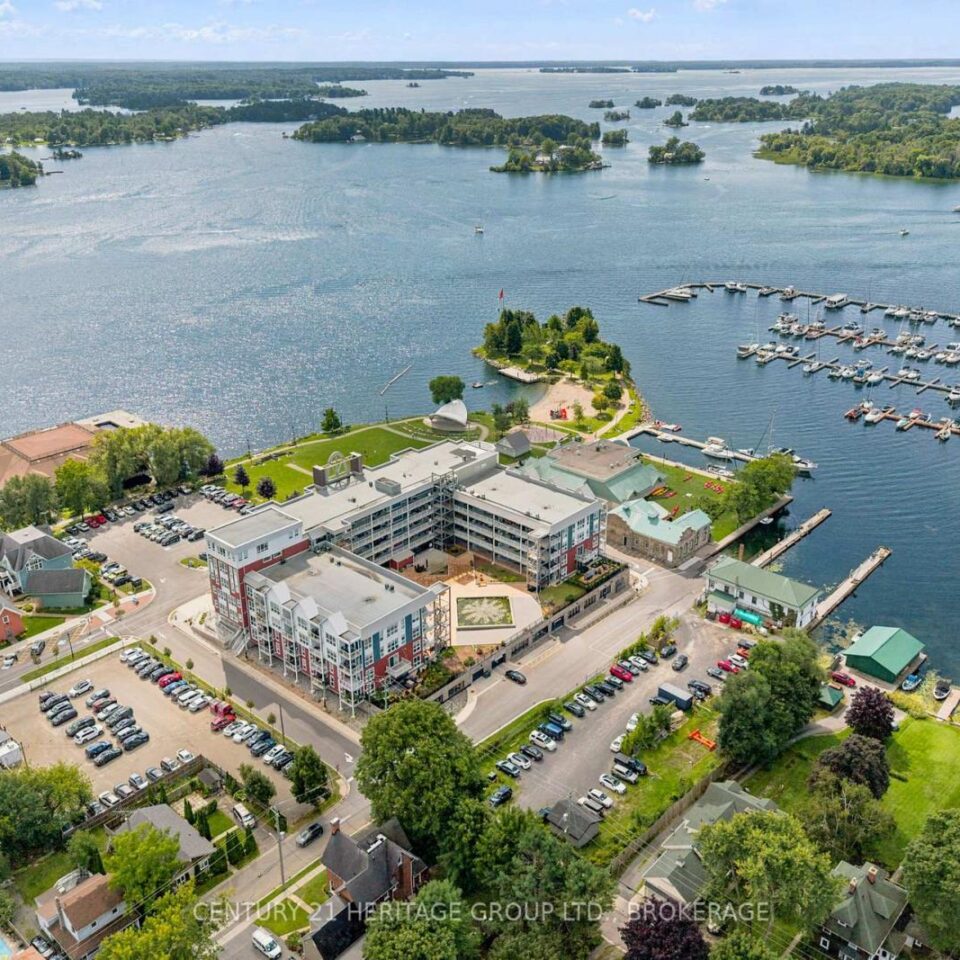 312 – 130 Water Street, Gananoque