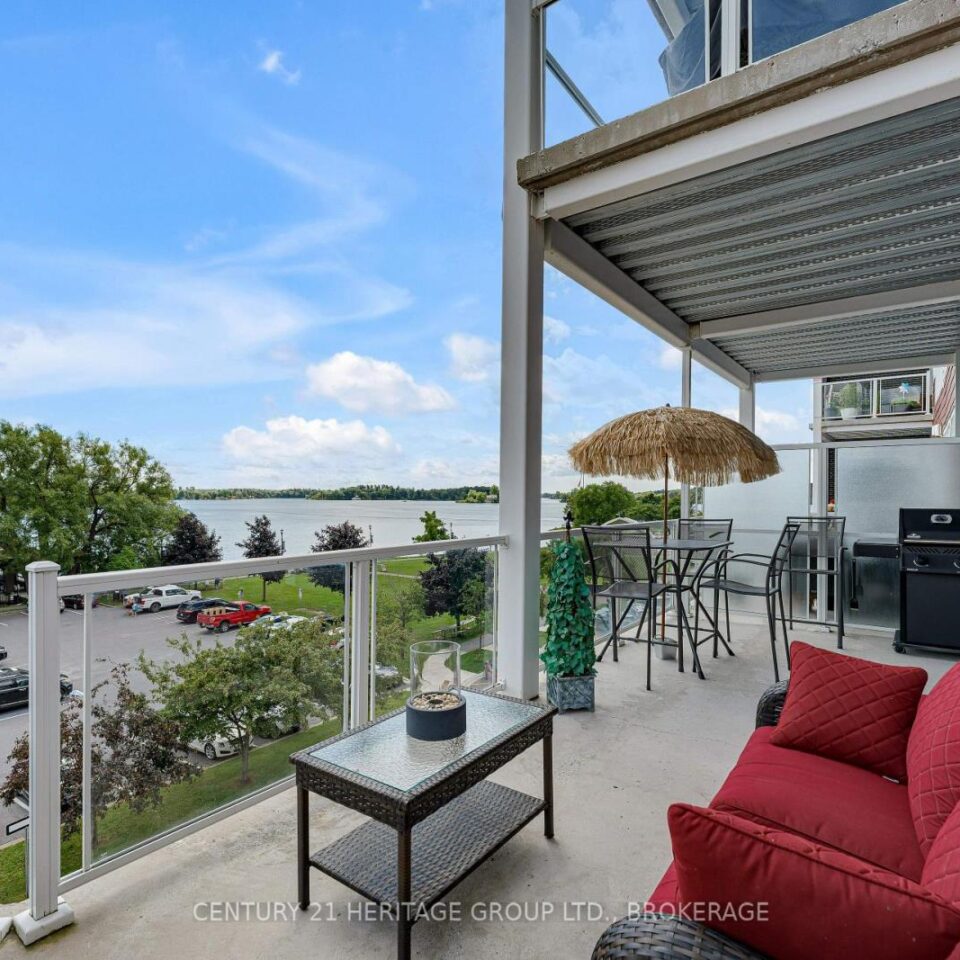 312 – 130 Water Street, Gananoque