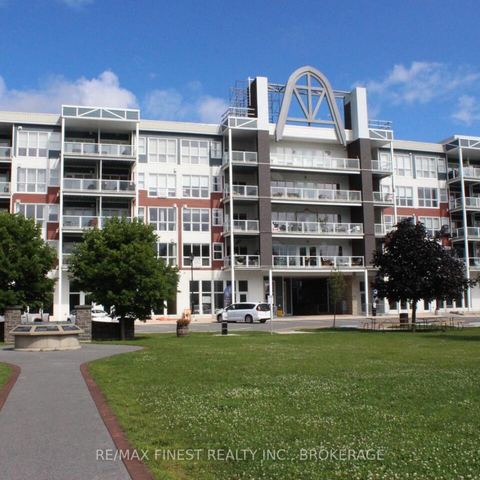 316 – 130 Water Street, Gananoque