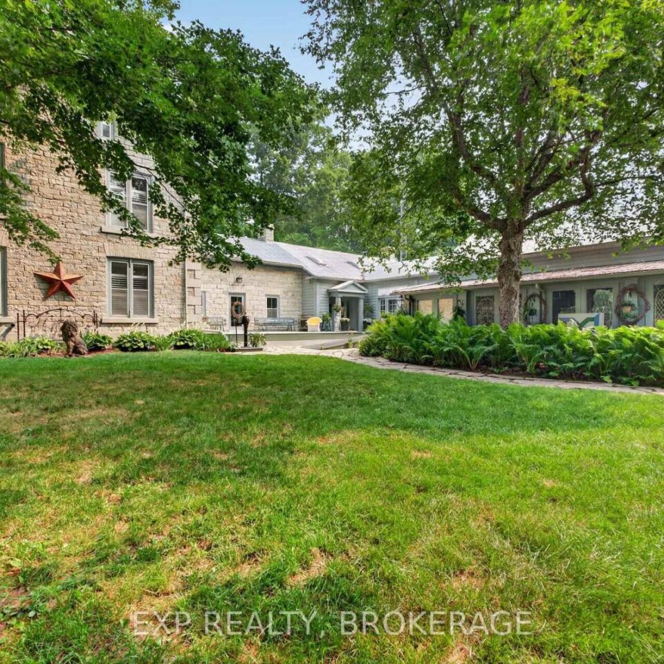 316 & 310 Colebrook Road, Stone Mills