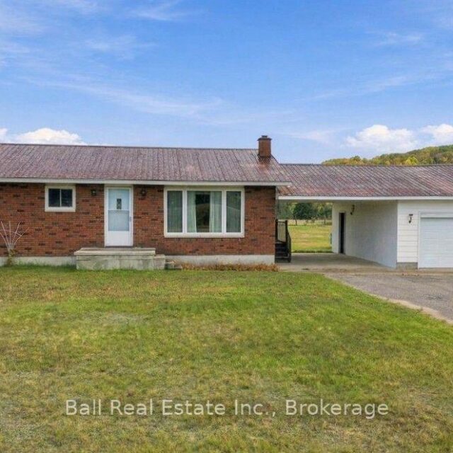 316 Buck Hill Road, Hastings Highlands
